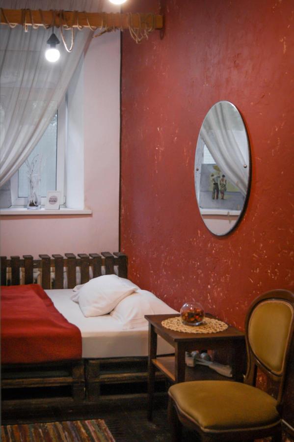 Garis Factory Hostel 基輔 外观 照片
