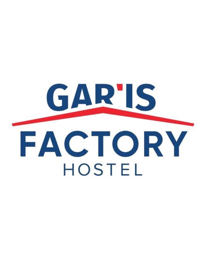 Garis Factory Hostel 基輔 外观 照片