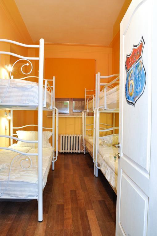 Garis Factory Hostel 基輔 客房 照片